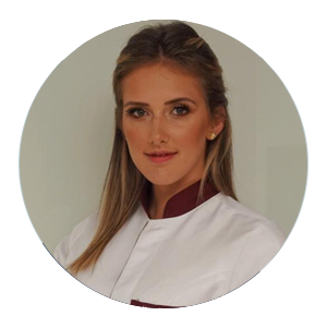 Dra. Adriana Mulinari Pinheiro Machado